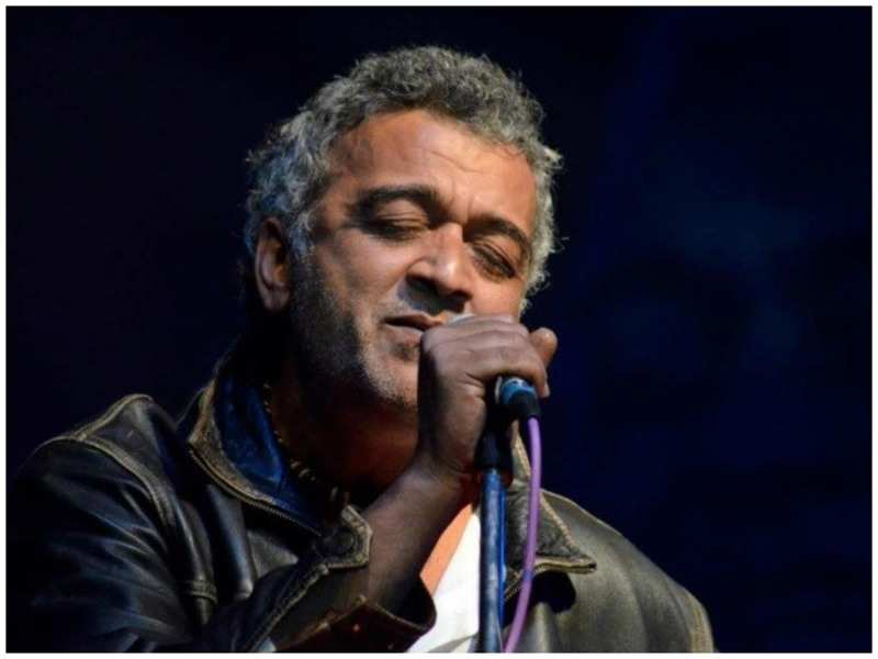 Time for some beats and nostalgia, look who’s coming…Lucky Ali!!